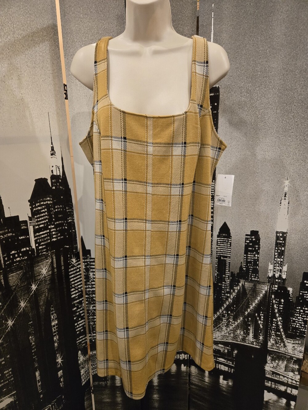 SO new with tags sheath Dress Size XXL